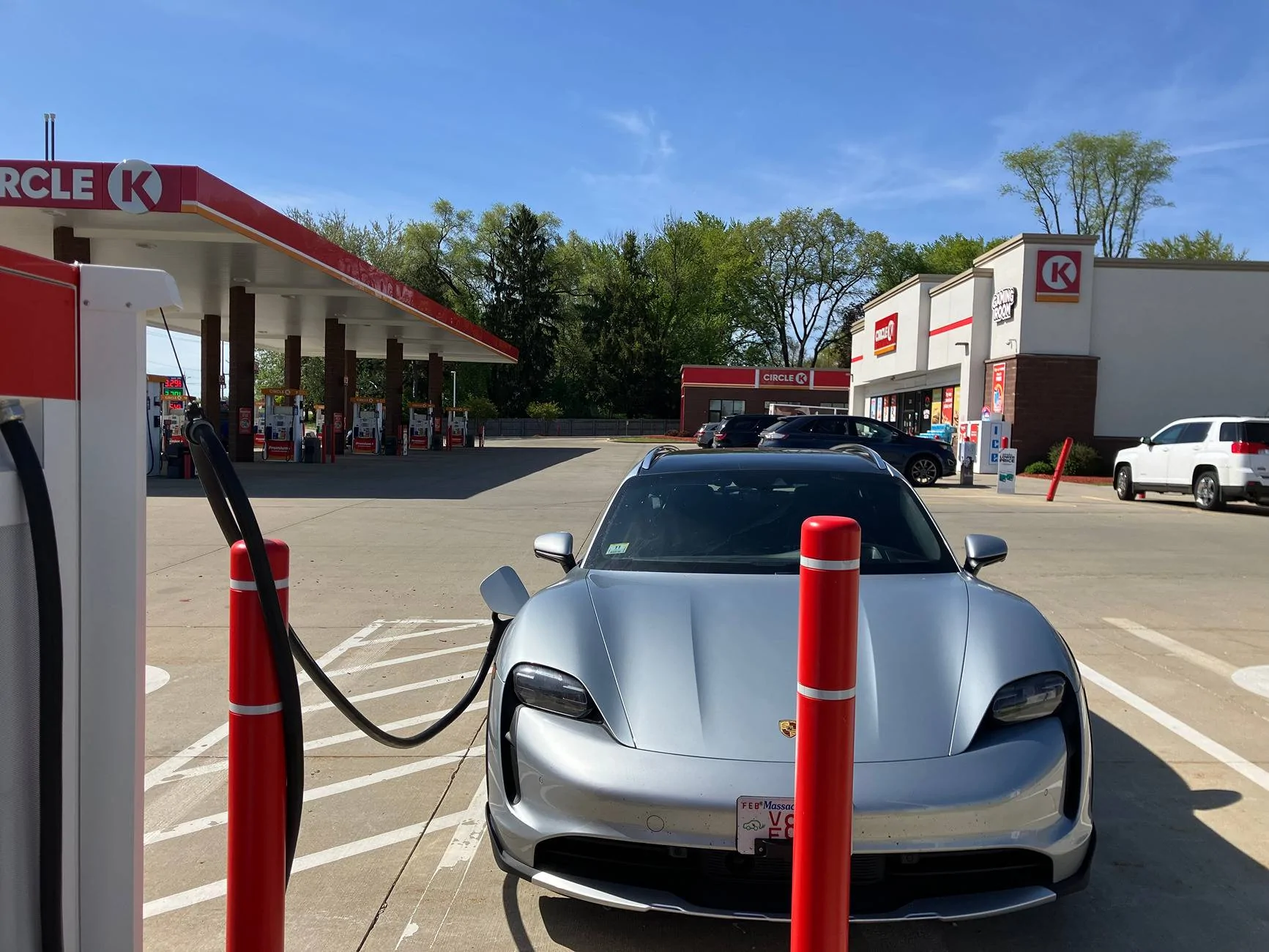Porsche Taycan May 2025:  3000-mile midwestern USA road-trip experiences IMG_2126