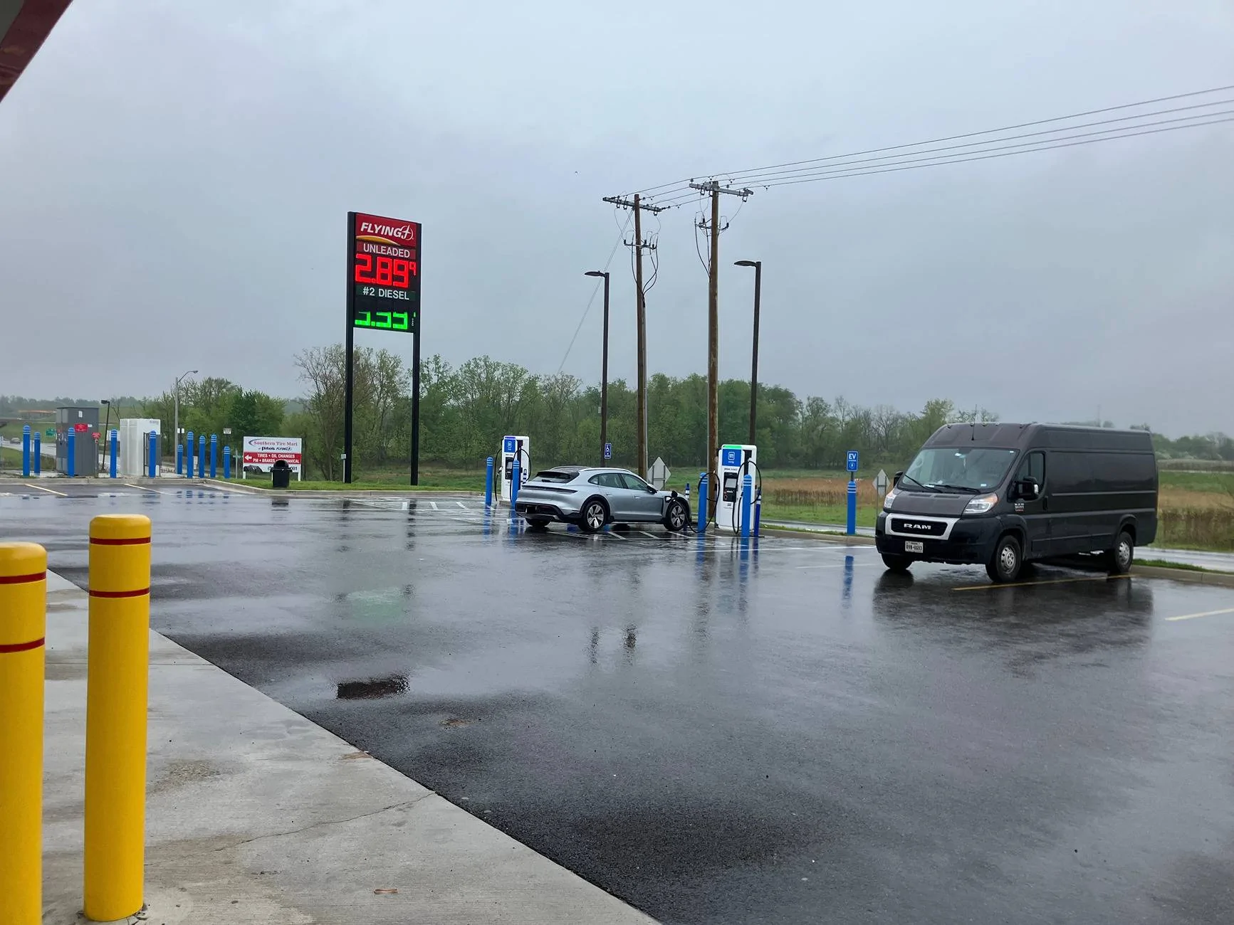 Porsche Taycan May 2025:  3000-mile midwestern USA road-trip experiences IMG_2488