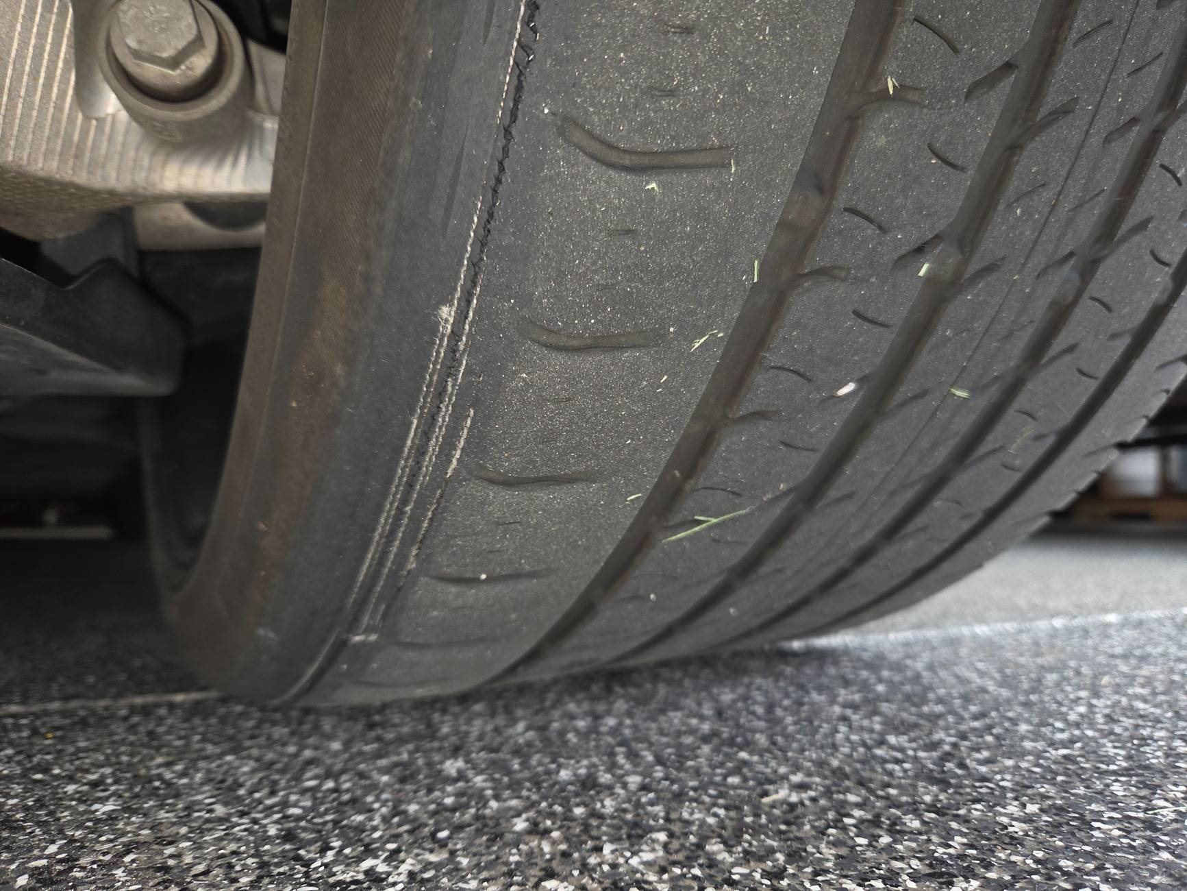 Porsche Taycan My tire PSA 20250518_122300