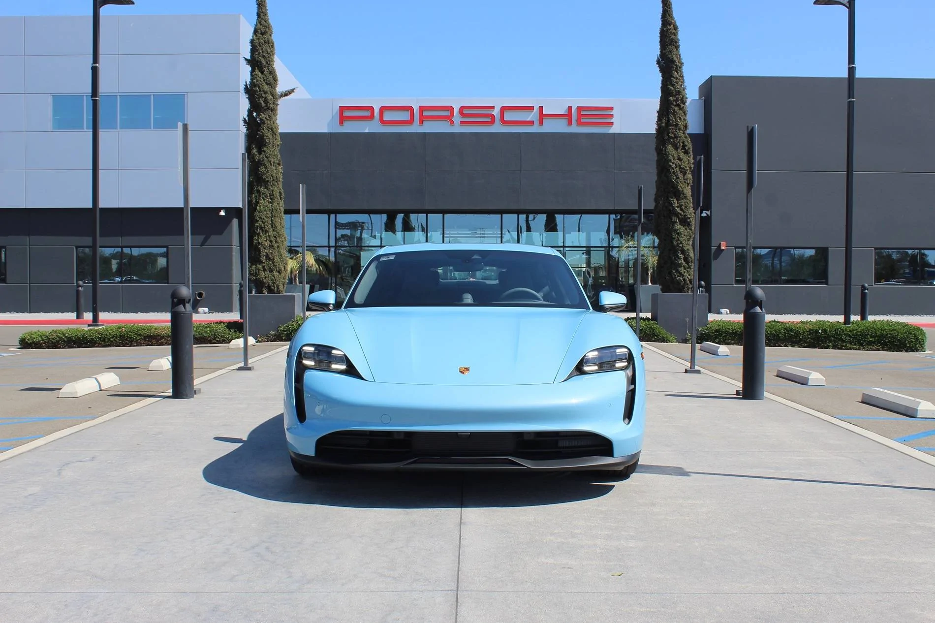 Porsche Taycan Members Say Hello Here! IMG_1732
