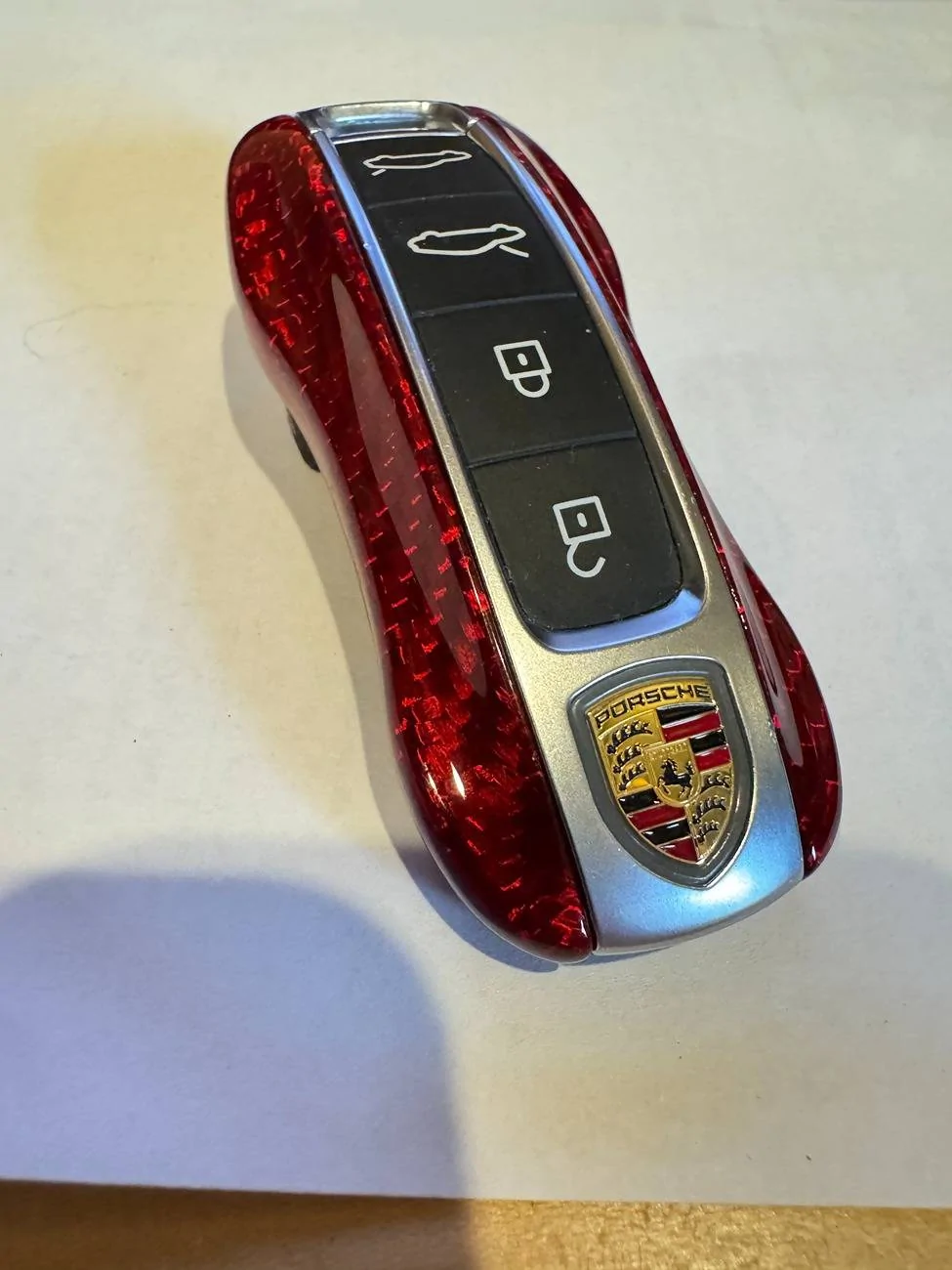 Porsche Taycan Replacing Taycan key cover IMG_4585