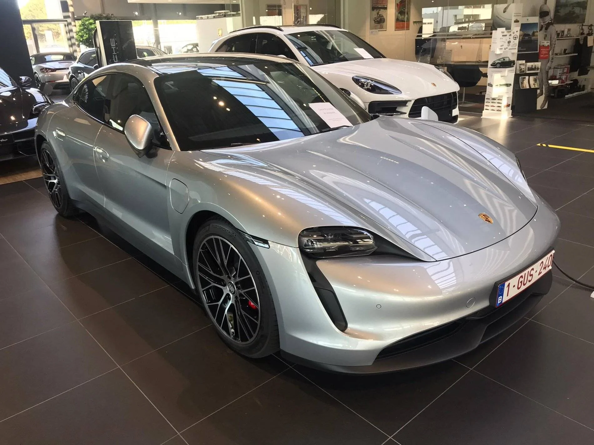 Porsche Taycan The big day is tomorrow! EBEC57F7-3AFA-46DB-A9C3-8424B39DBE26