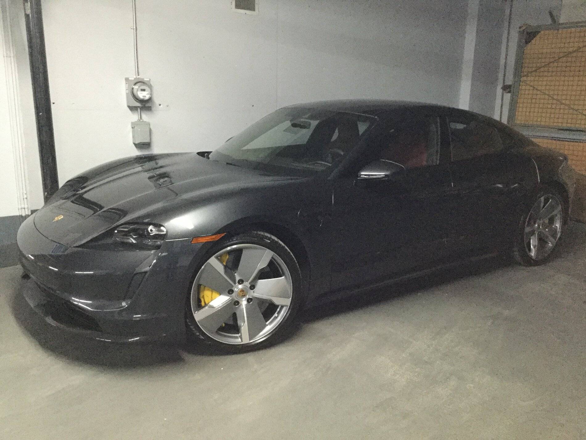 Porsche Taycan Official Taycan Owners Registry 68B53166-7523-4AE6-A0C6-E47654A13489