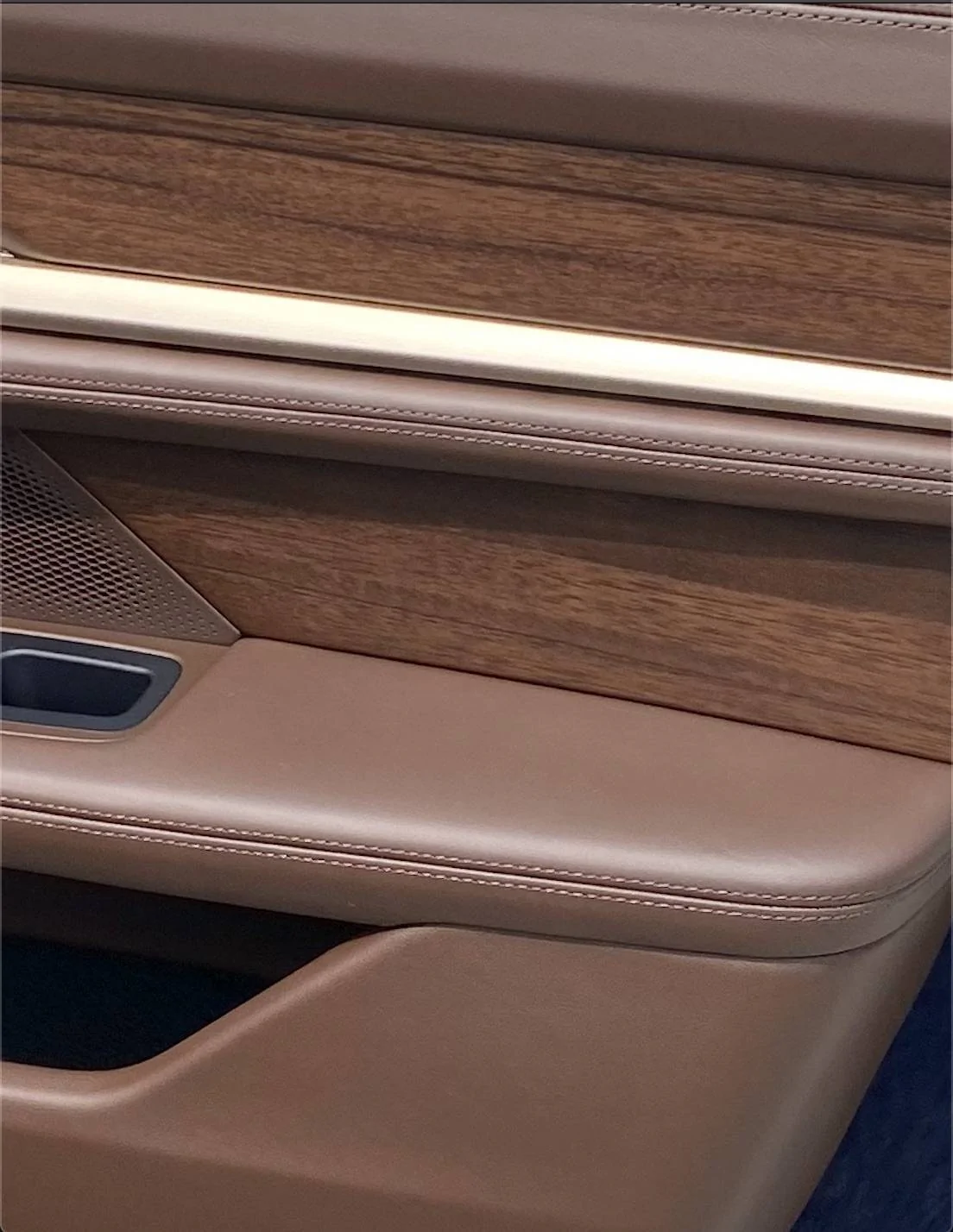 Porsche Taycan Nicer than I ever dreamed... Wood