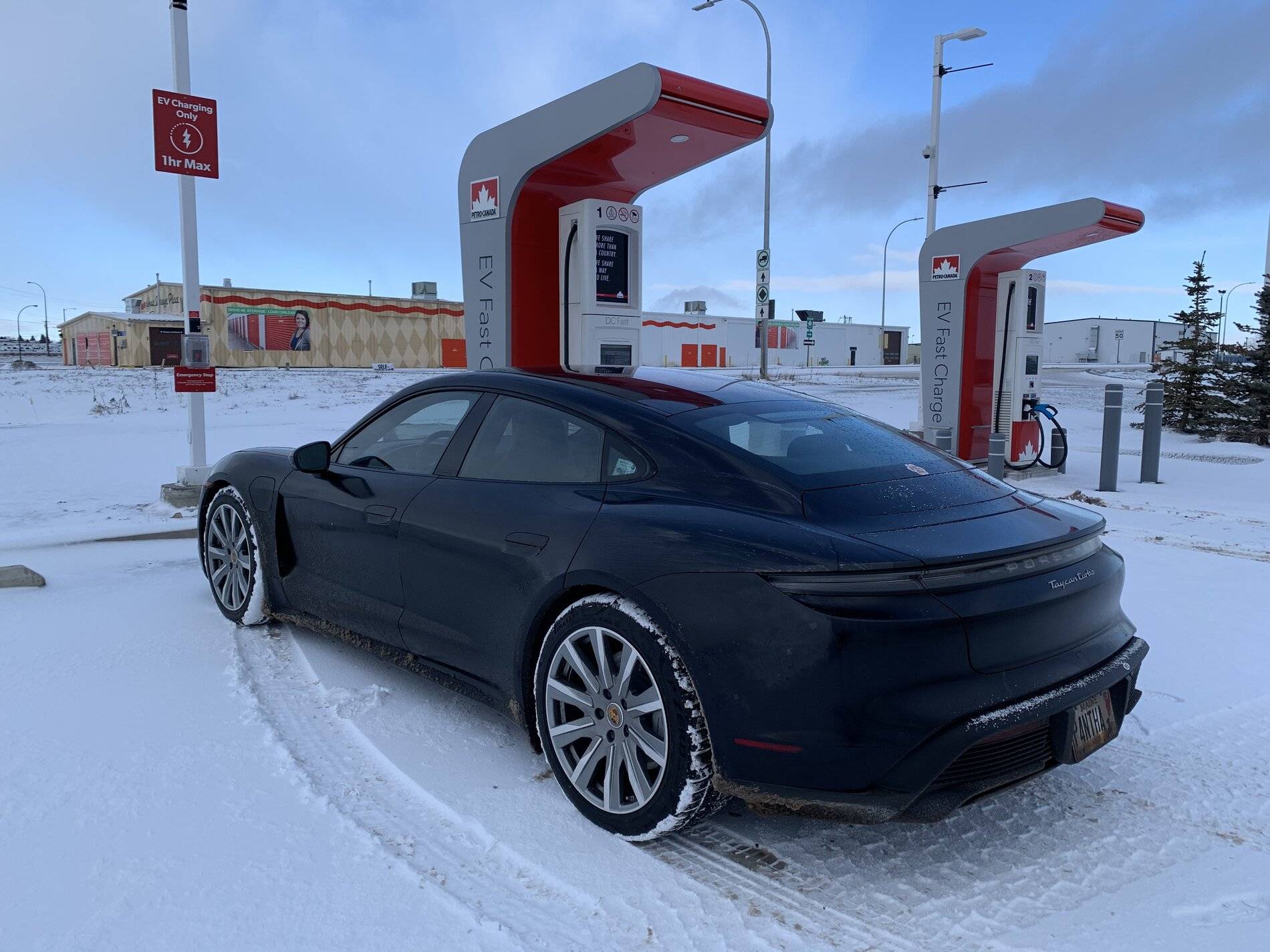 Porsche Taycan Ready for winter D4A9B79A-FD0F-4A8D-A789-45D8869716F7