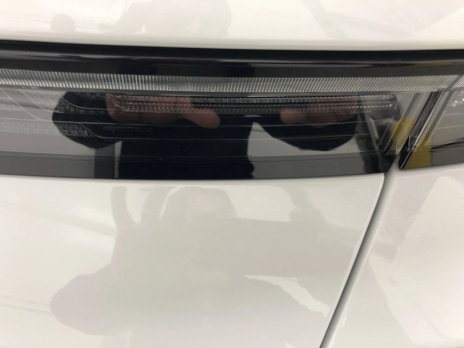 Porsche Taycan Does anyone else with full PPF have a seam like this? tempImageFamx5g