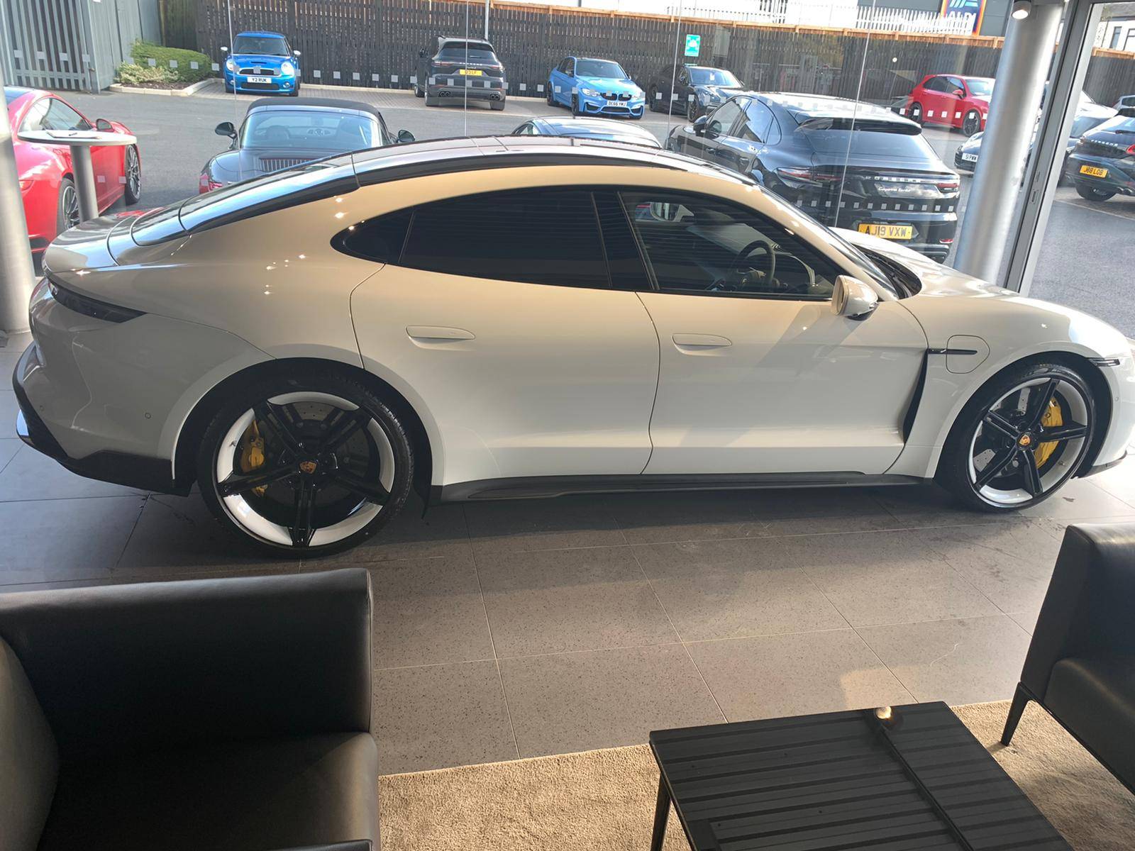 Porsche Taycan CARRARA WHITE Taycan Club WhatsApp Image 2020-10-08 at 22.22.27 (1)