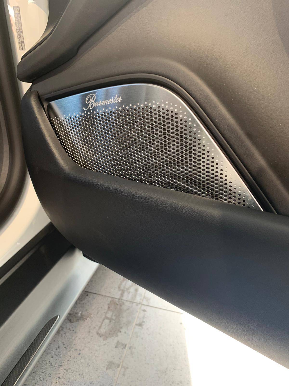 Porsche Taycan CARRARA WHITE Taycan Club WhatsApp Image 2020-10-08 at 22.22.23 (1)