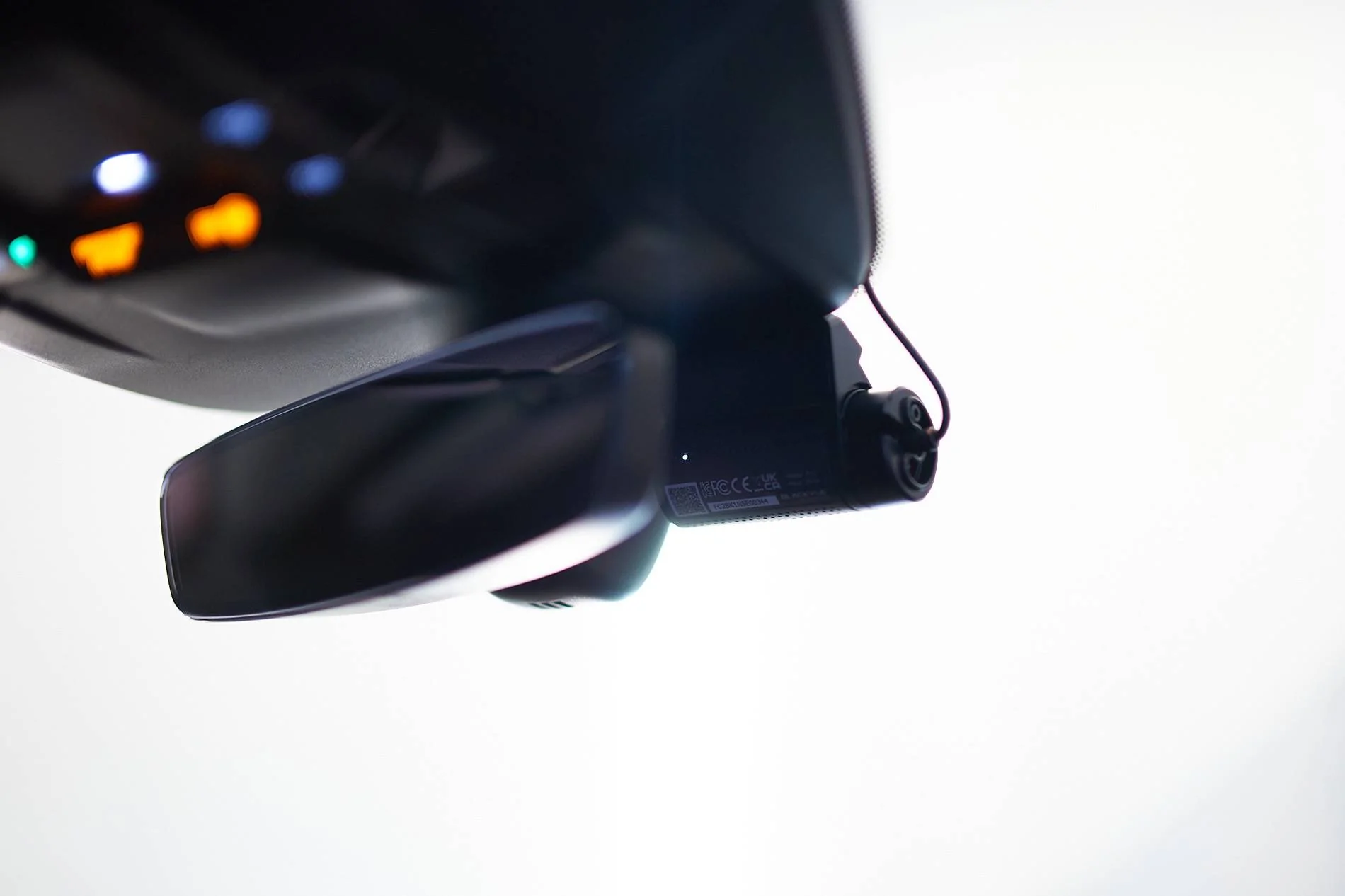Porsche Taycan Blackvue DR900X dashcam+ battery B124X installation DSC02323