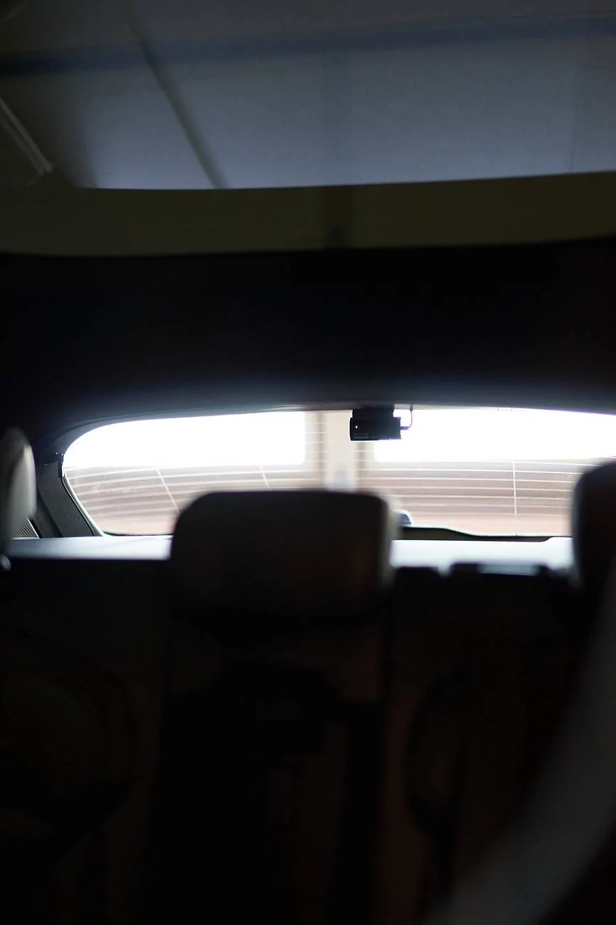 Porsche Taycan Blackvue DR900X dashcam+ battery B124X installation DSC02332