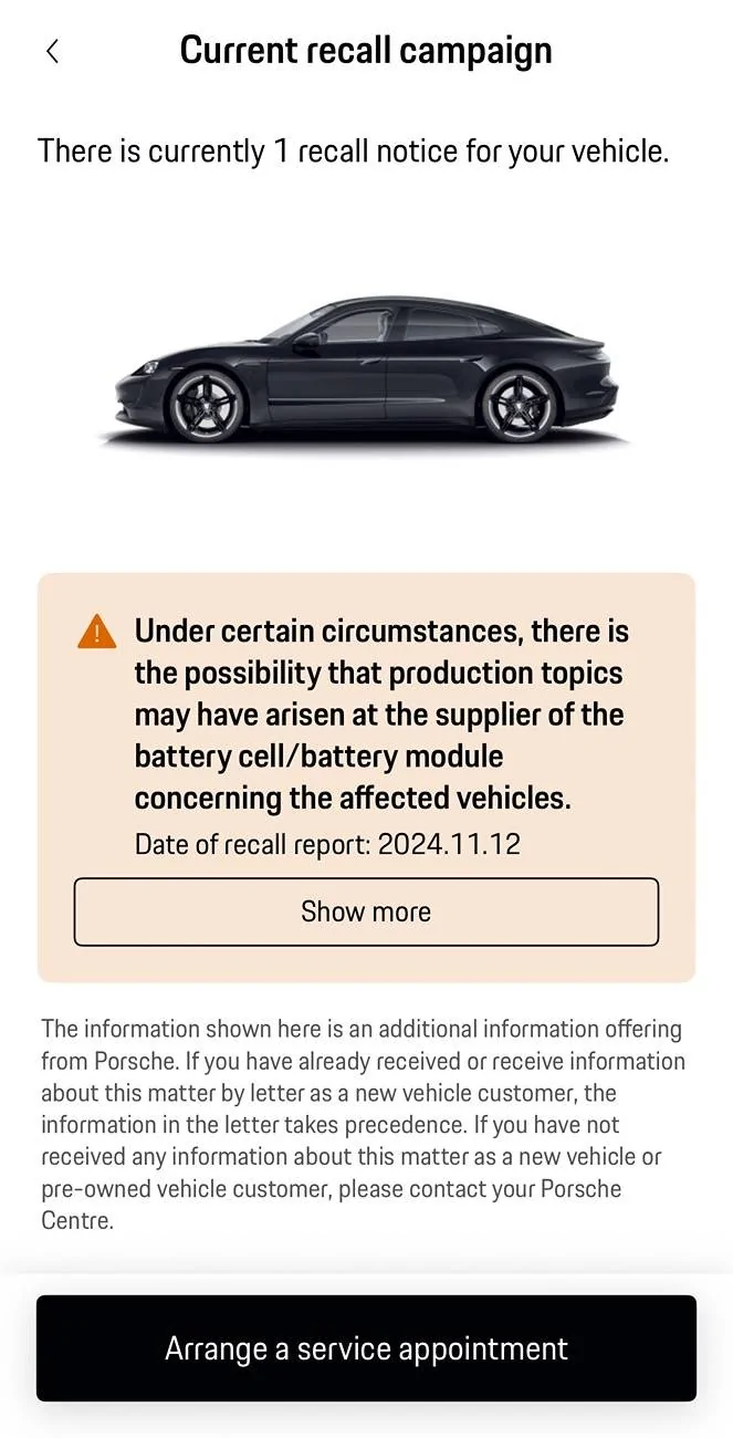 Porsche Taycan ARB6 orange warning triangle in MyPorsche App IMG_3519