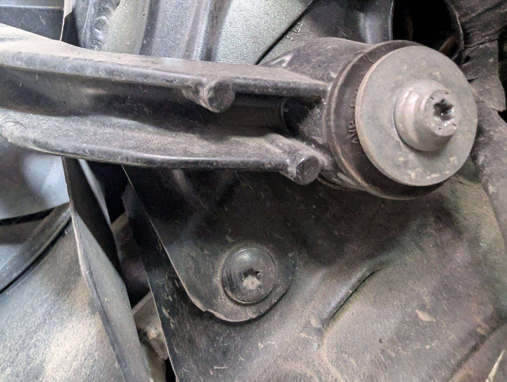 Porsche Taycan Unblock the fans on both radiators on right and left PXL_20250604_150556207