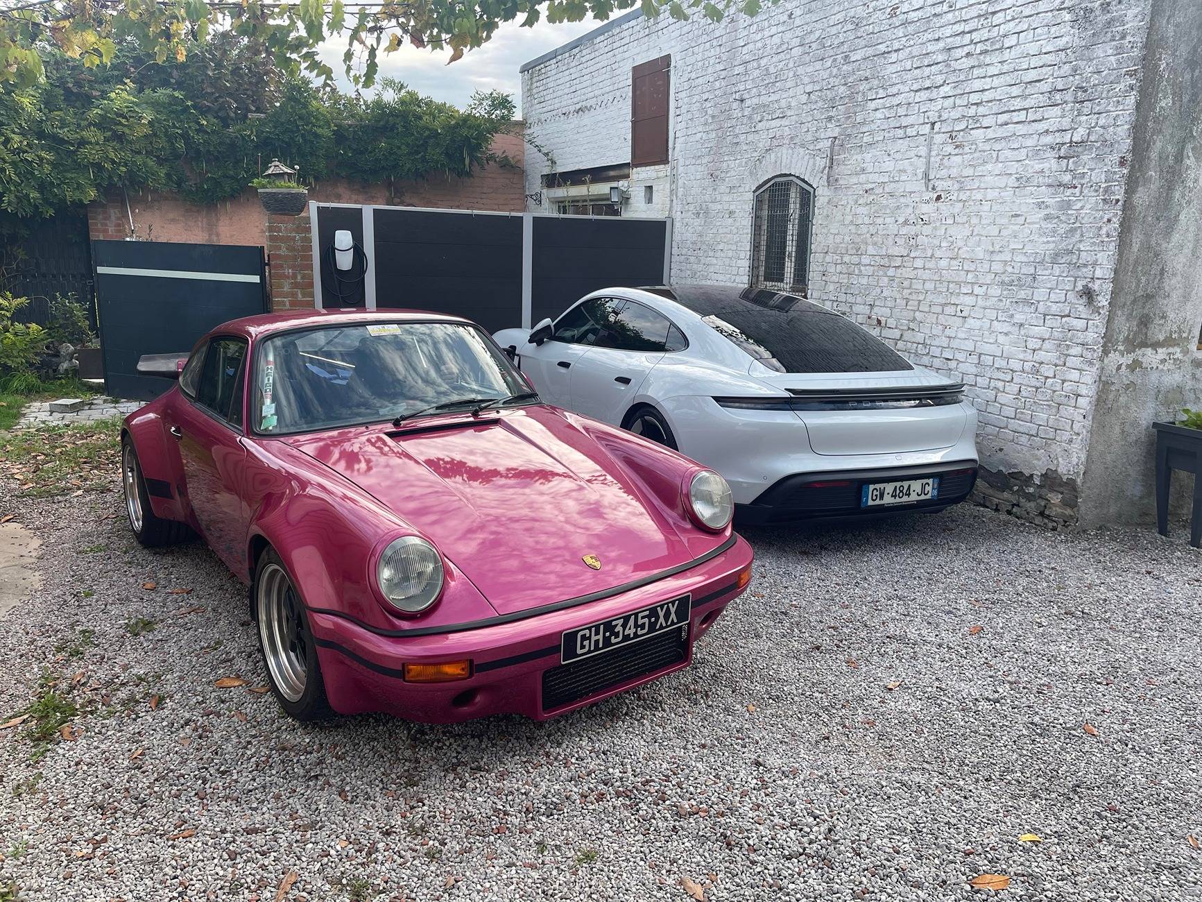Porsche Taycan Members Say Hello Here! 911