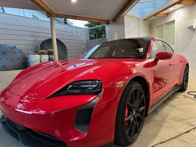 Porsche Taycan 2023 GTS refinance or switch over to lease tayc