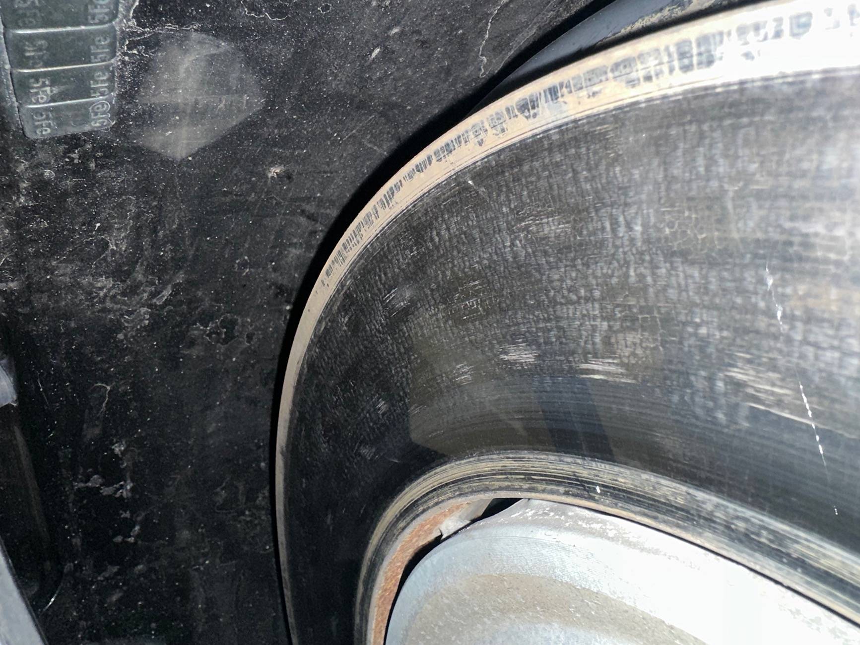 Porsche Taycan Brake disc outer circumference rusting IMG_9771