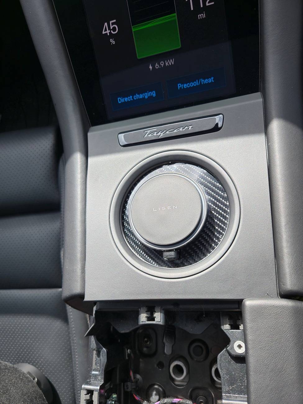 Porsche Taycan Phone holder solution near drivers display 20250706_160627