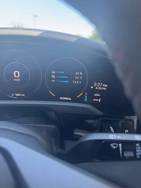 Porsche Taycan Range Manager as Perpetual Motion Machine IMG_2398