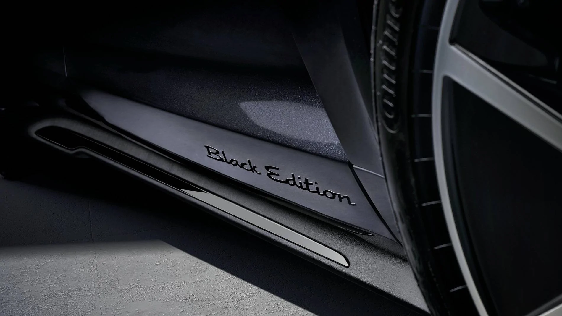 Porsche Taycan Taycan Black Edition Announced 320942_1920x1440