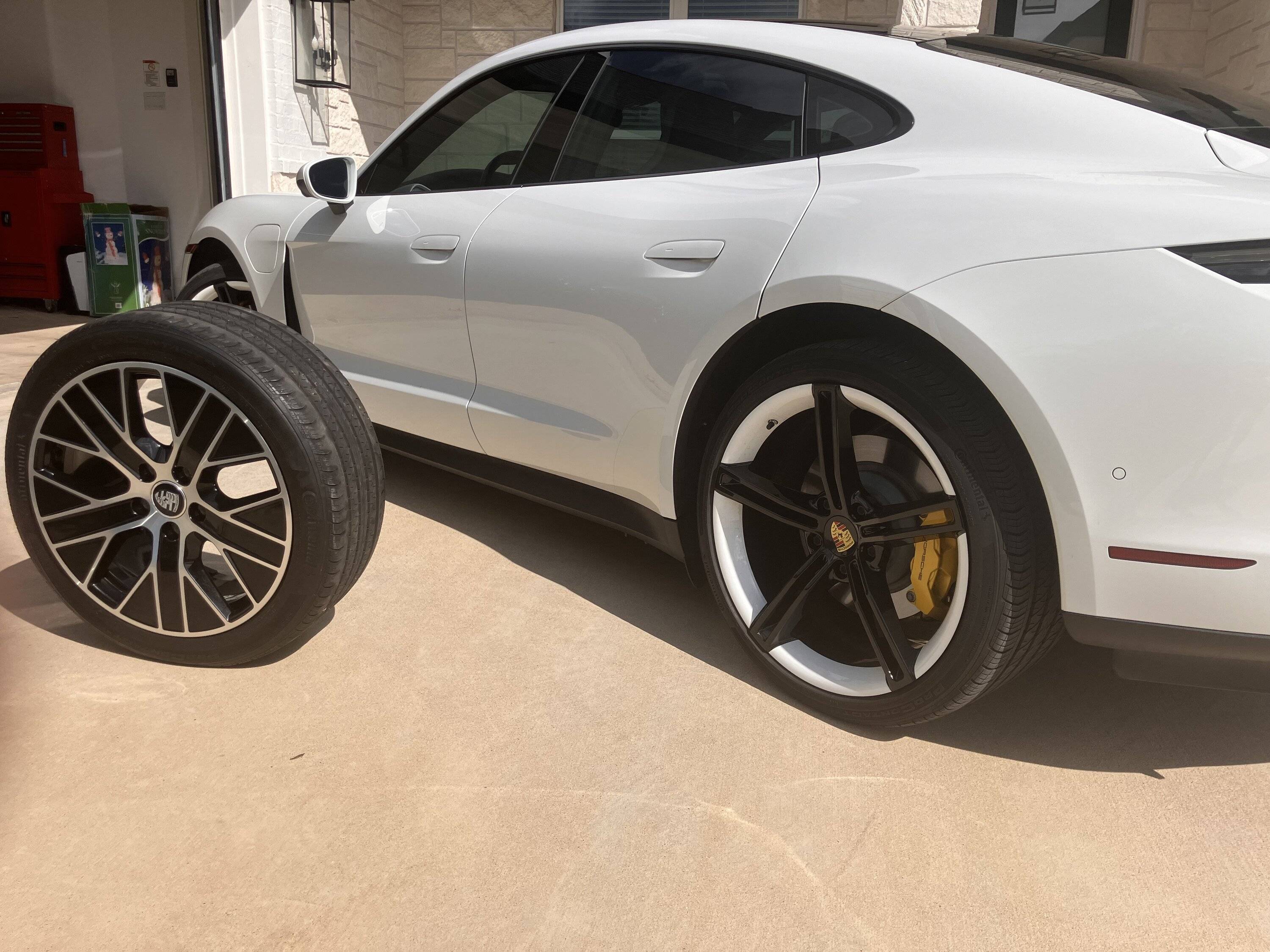 Porsche Taycan Four OEM 20" Aero wheels for sale $1,900 OBO IMG_2819