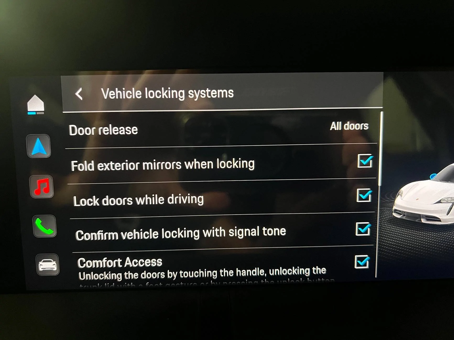 Porsche Taycan Auto Unlocking (when putting vehicle in park or turned off) IMG_8464