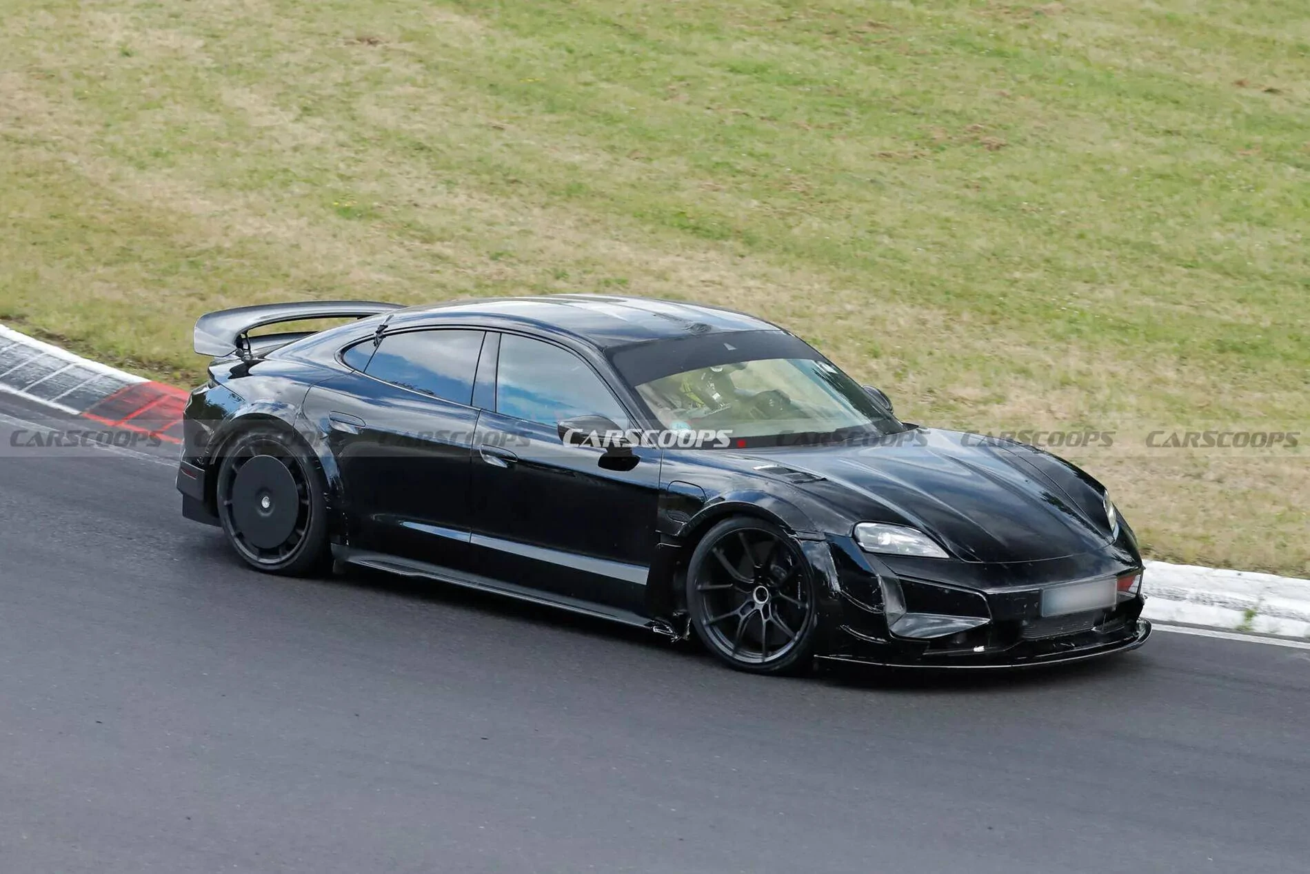 Porsche Taycan New Taycan Turbo GT version? 1752656350447-3t