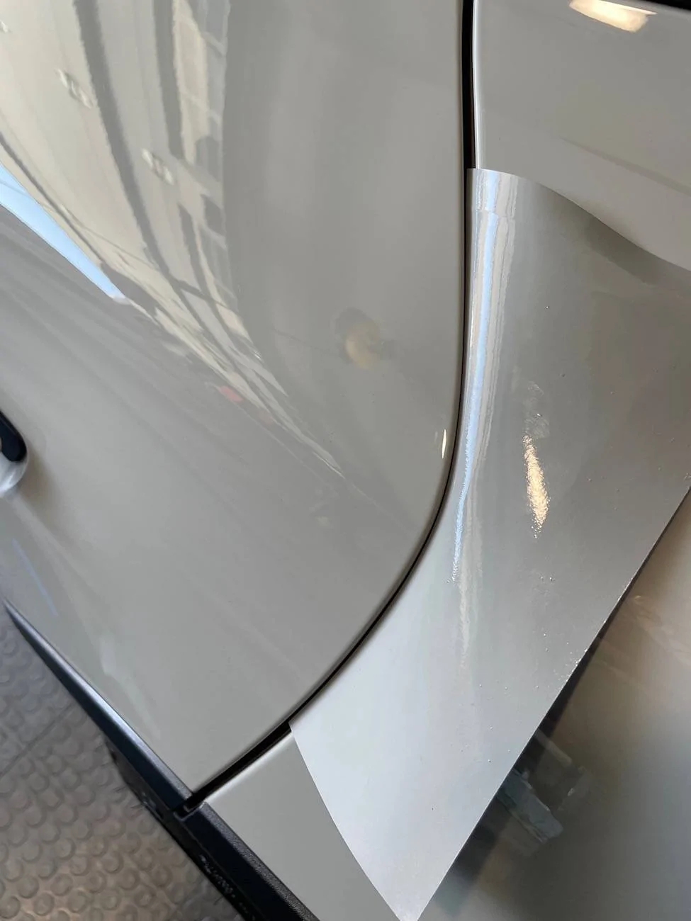 Porsche Taycan Chalk Aresol Touch up paint Image 2 Froont Door sprayout rear door