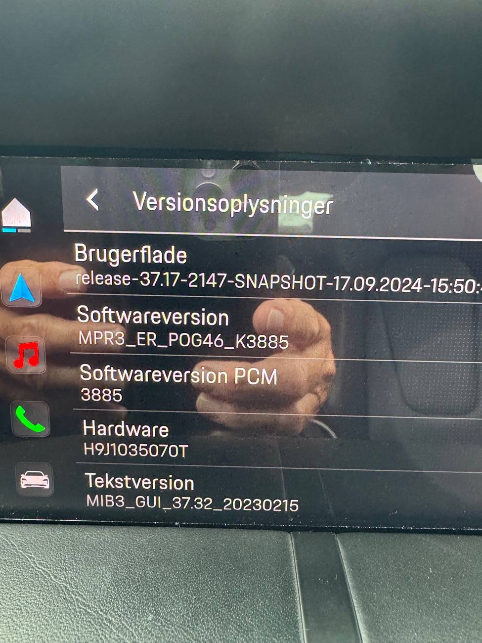 Porsche Taycan Current software and hardware version on j1.1 MY24 Turbo S IMG_3412