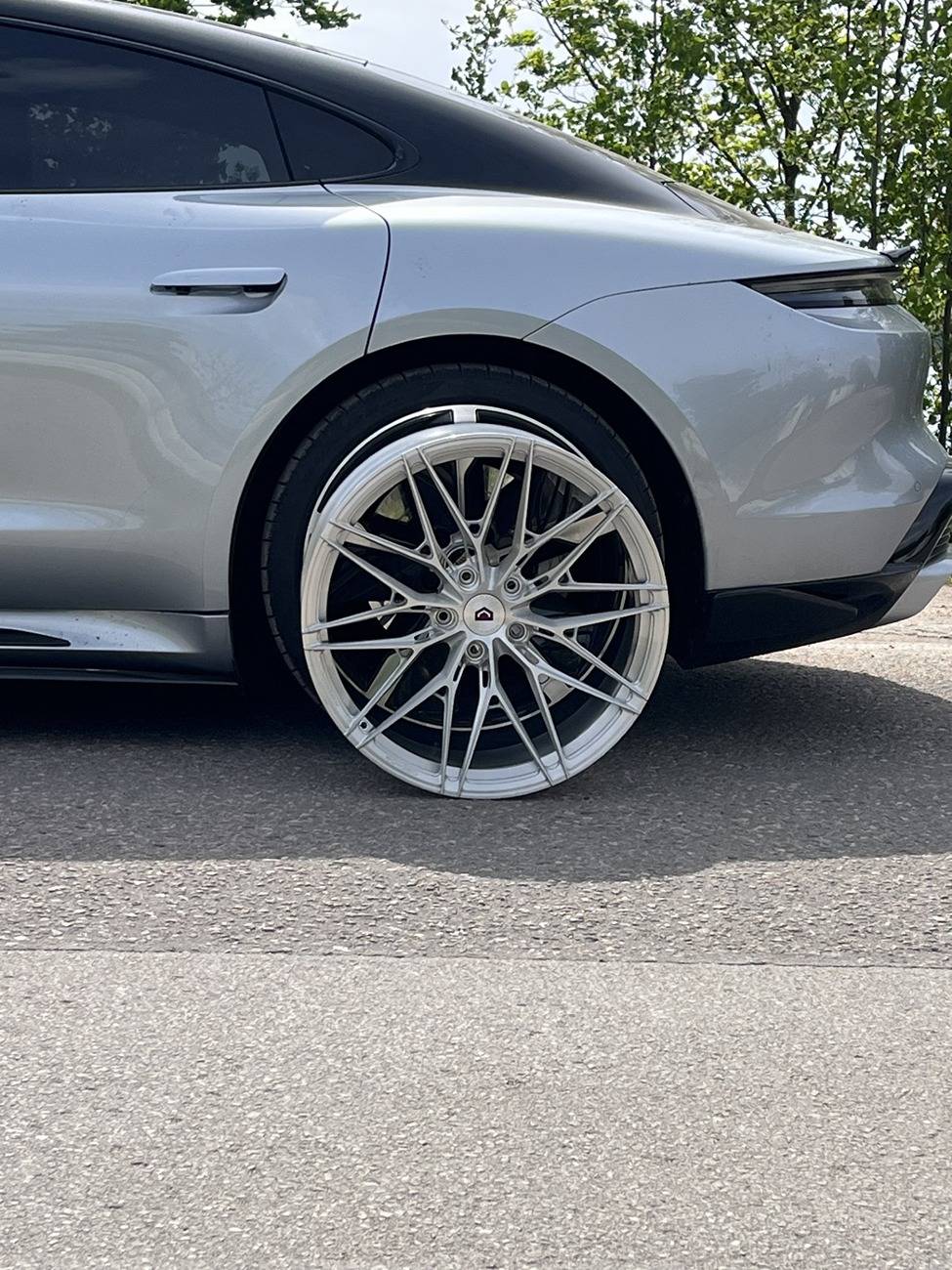 Porsche Taycan Advice on OEM or Aftermarket Wheels thumbnail_image1