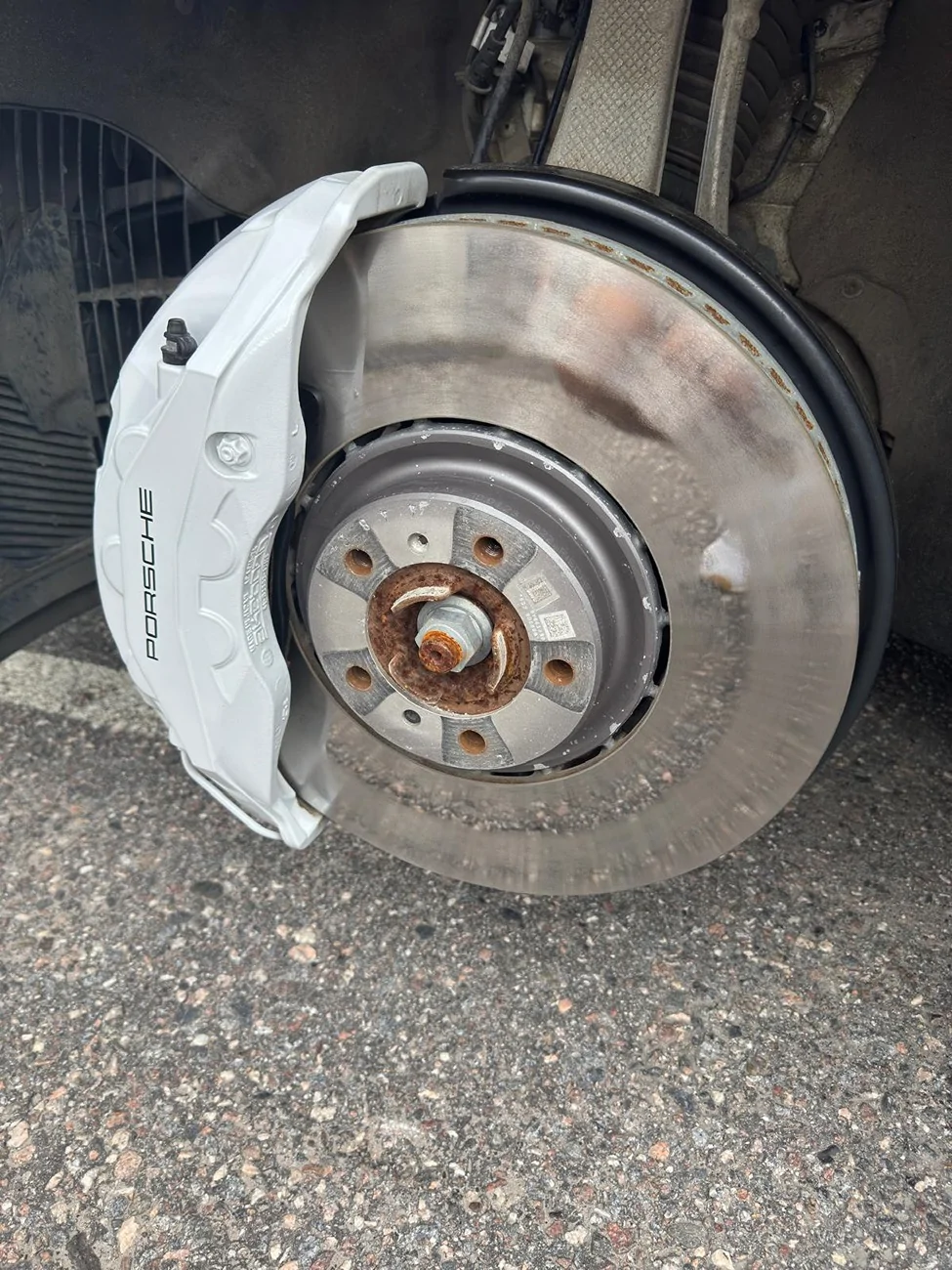 Porsche Taycan PSCB and rust on them? d5b51b7d-6641-438a-b237-824e74fb3b63