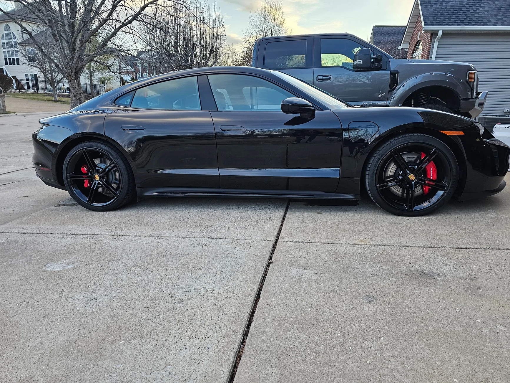 Porsche Taycan Taycan Mission E 21" Wheels in Black - Full Set 20250228_174340