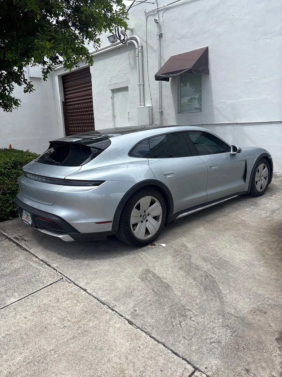 Porsche Taycan Wrap colour - help needed: major twist imag