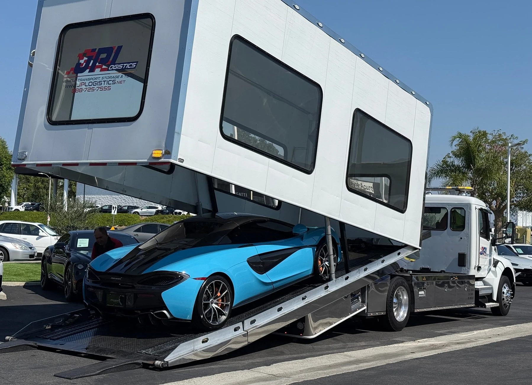 Porsche Taycan Ciao '22 Taycan, hello '18 McLaren IMG_5266