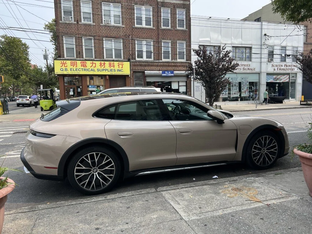 Porsche Taycan Members Say Hello Here! 2025-08-05 14.40.34 (Medium)