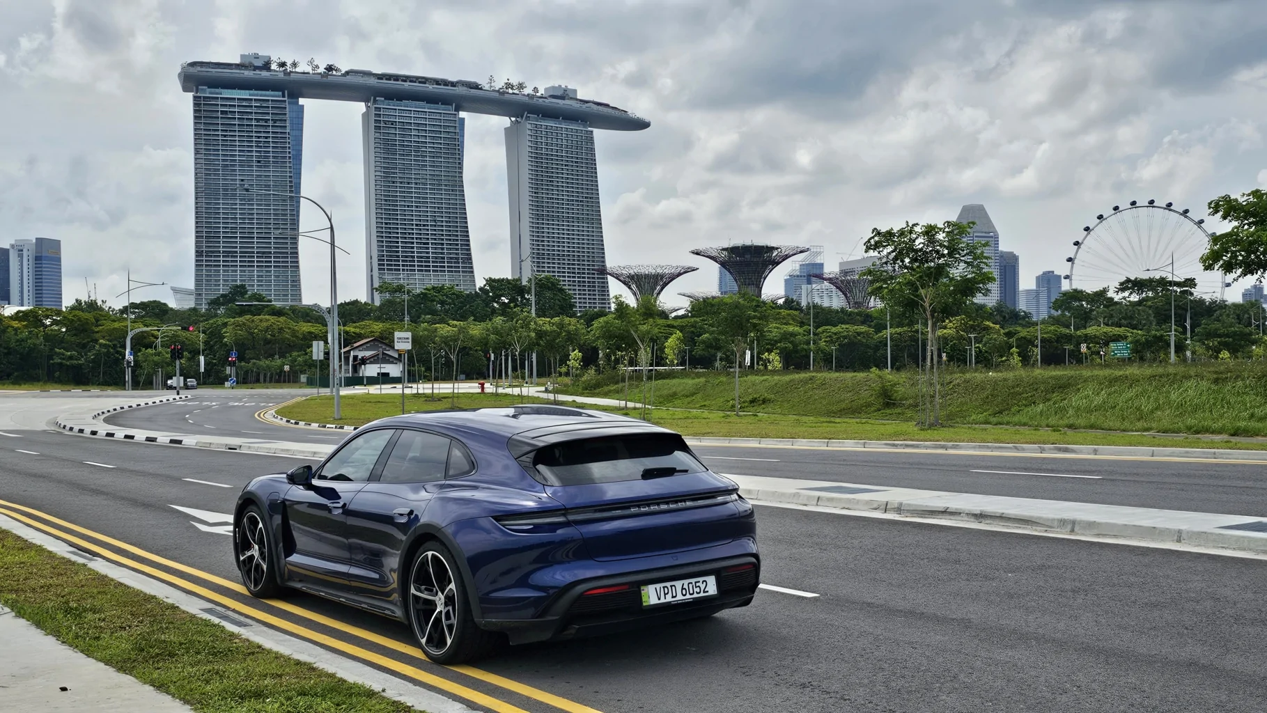 Porsche Taycan Taycan CT 4S MY config Taycan-SG-20250816-3