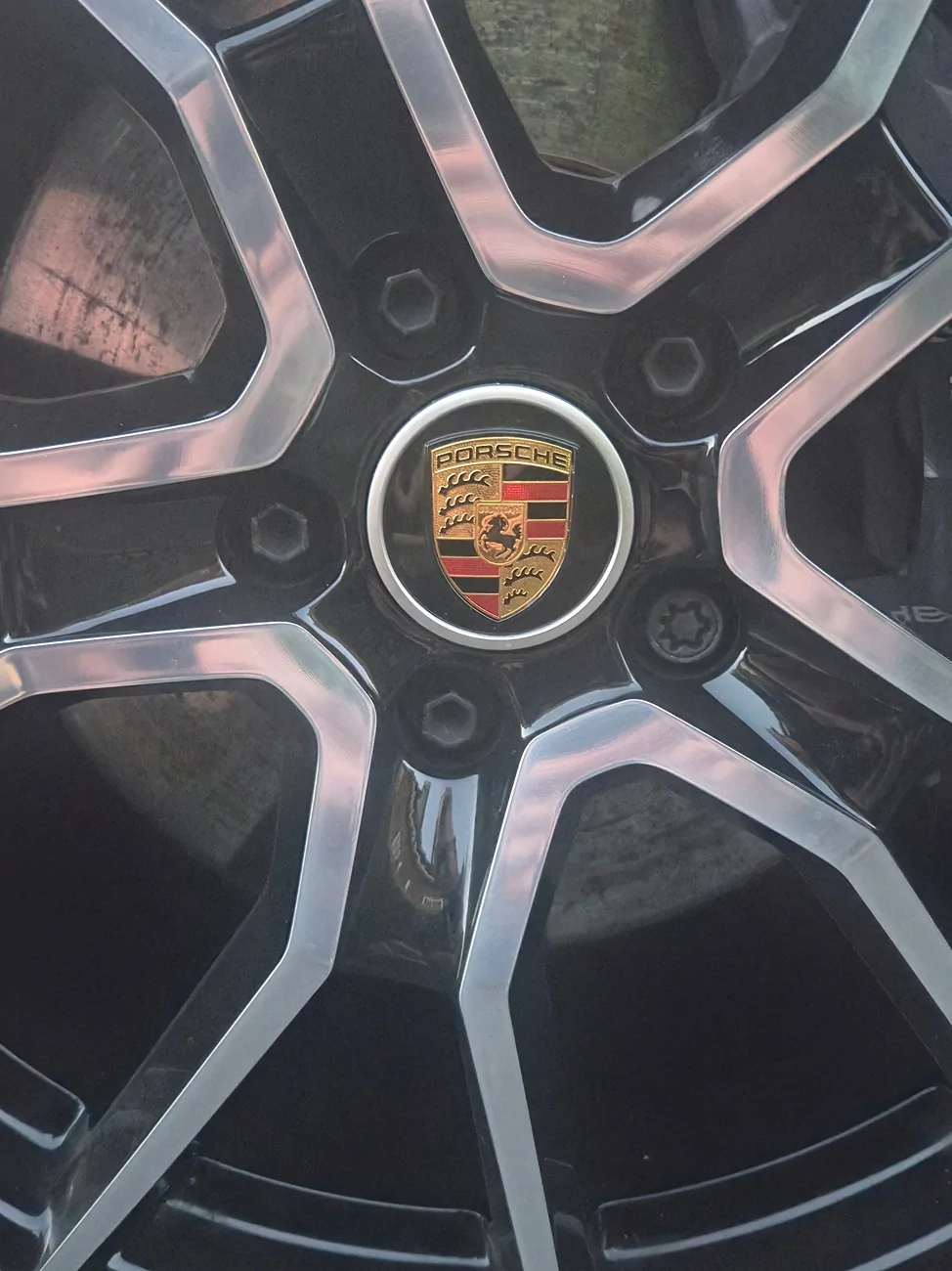 Porsche Taycan Wheel Cover Caps, Spinners 20250816_204518