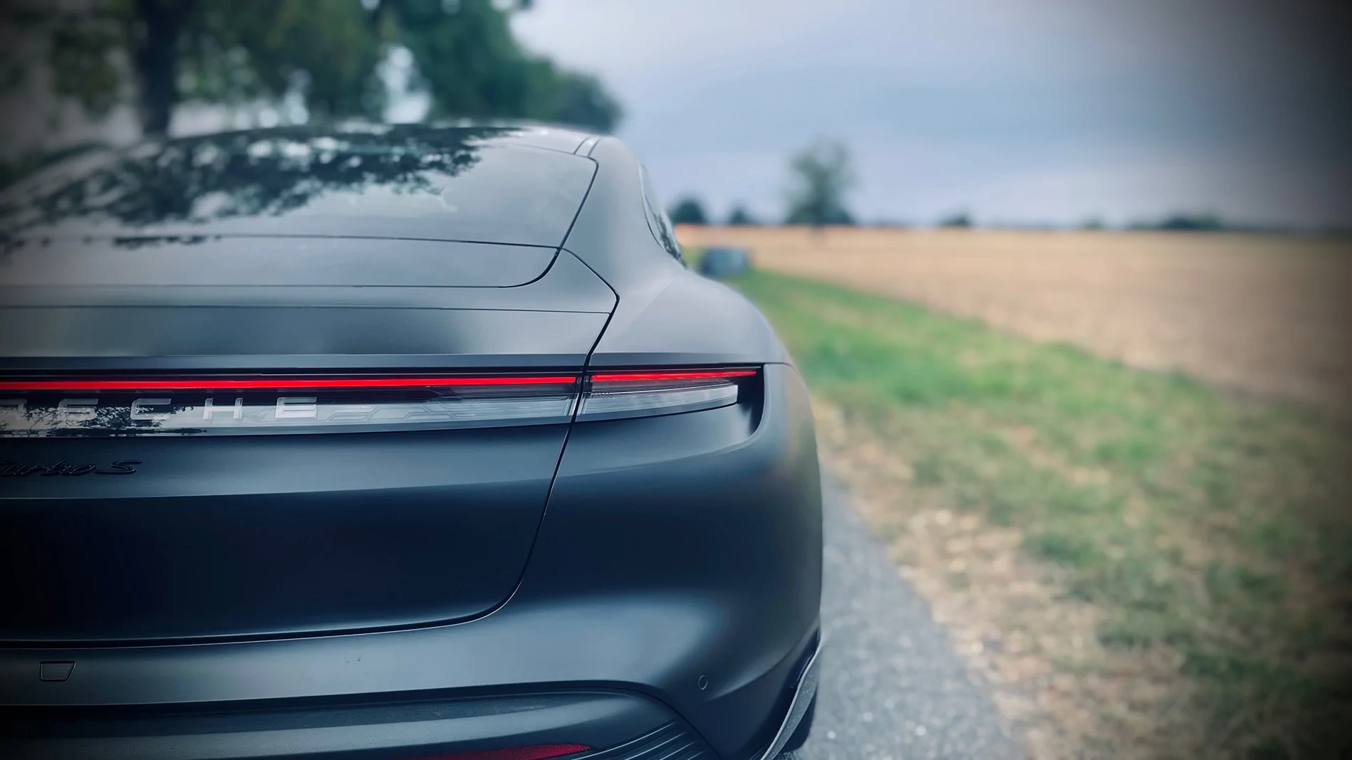 Porsche Taycan Silent Assassin: Stealth Satin Black Taycan Turbo S Taycan_Turbo_S_haunch
