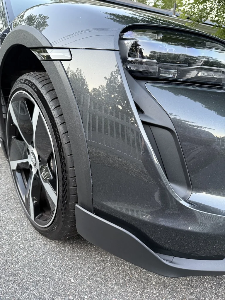 Porsche Taycan Replacing Front Lower Spoiler Cross Turismo Offroad Design Package 8894C4D1-C3F9-4F12-8861-A160DE2C3298_1_105_c