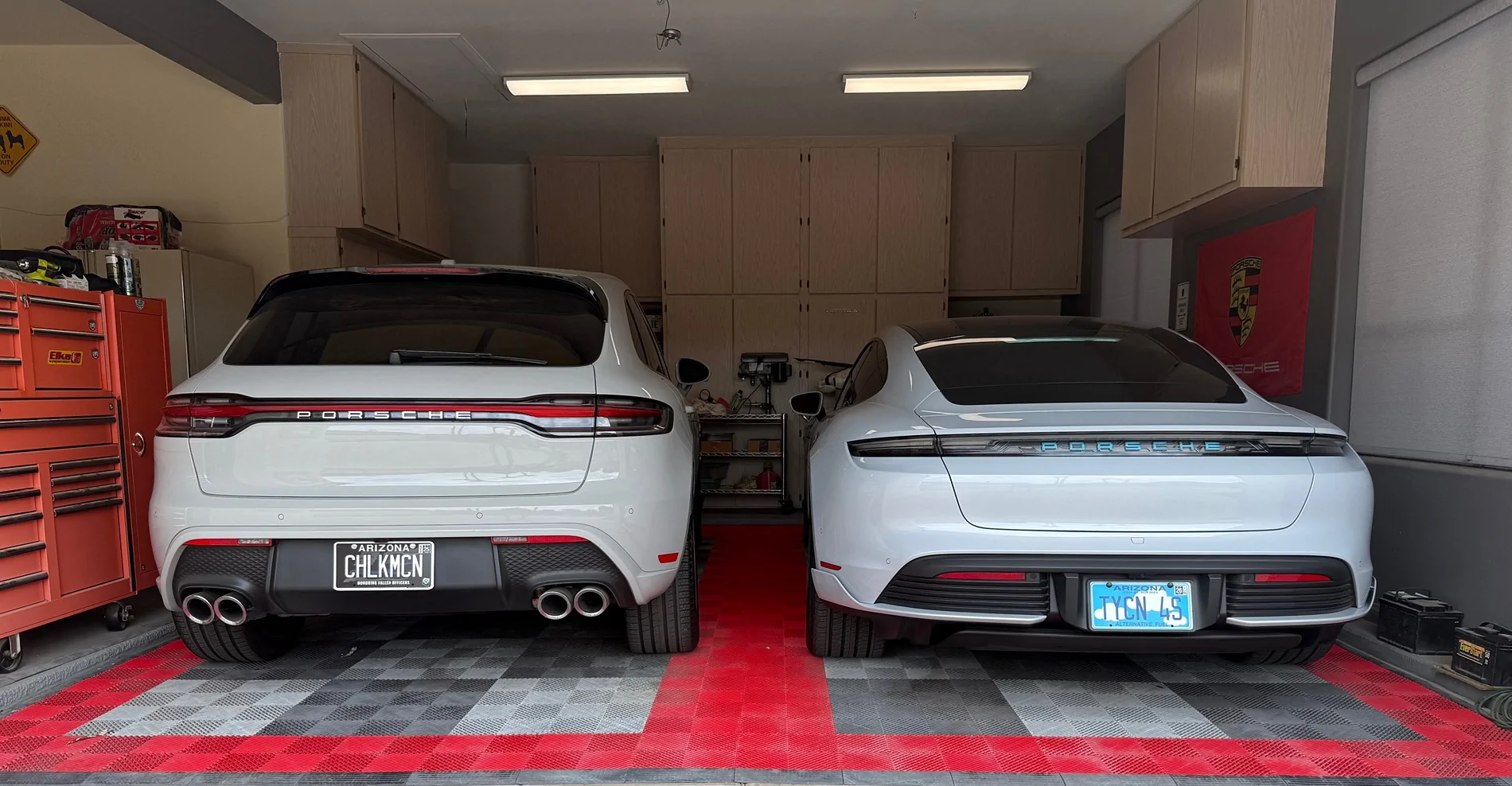Porsche Taycan Official Garage thread IMG_3545