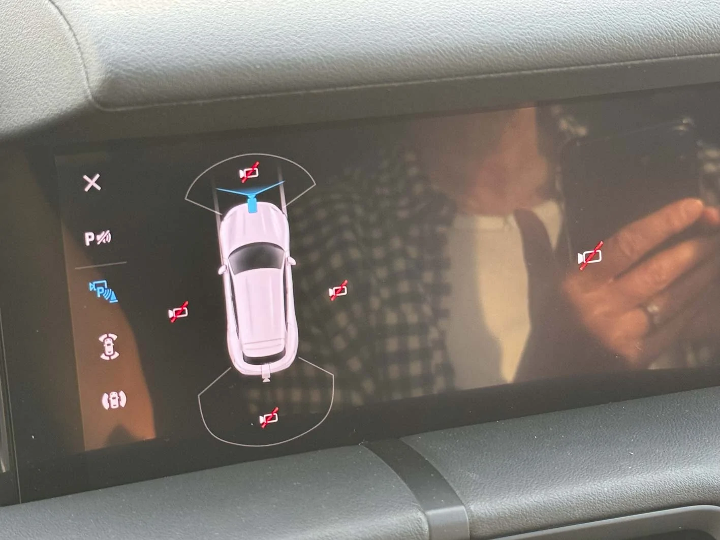 Porsche Taycan Park Assist unavailable (cameras crossed over) IMG_5552