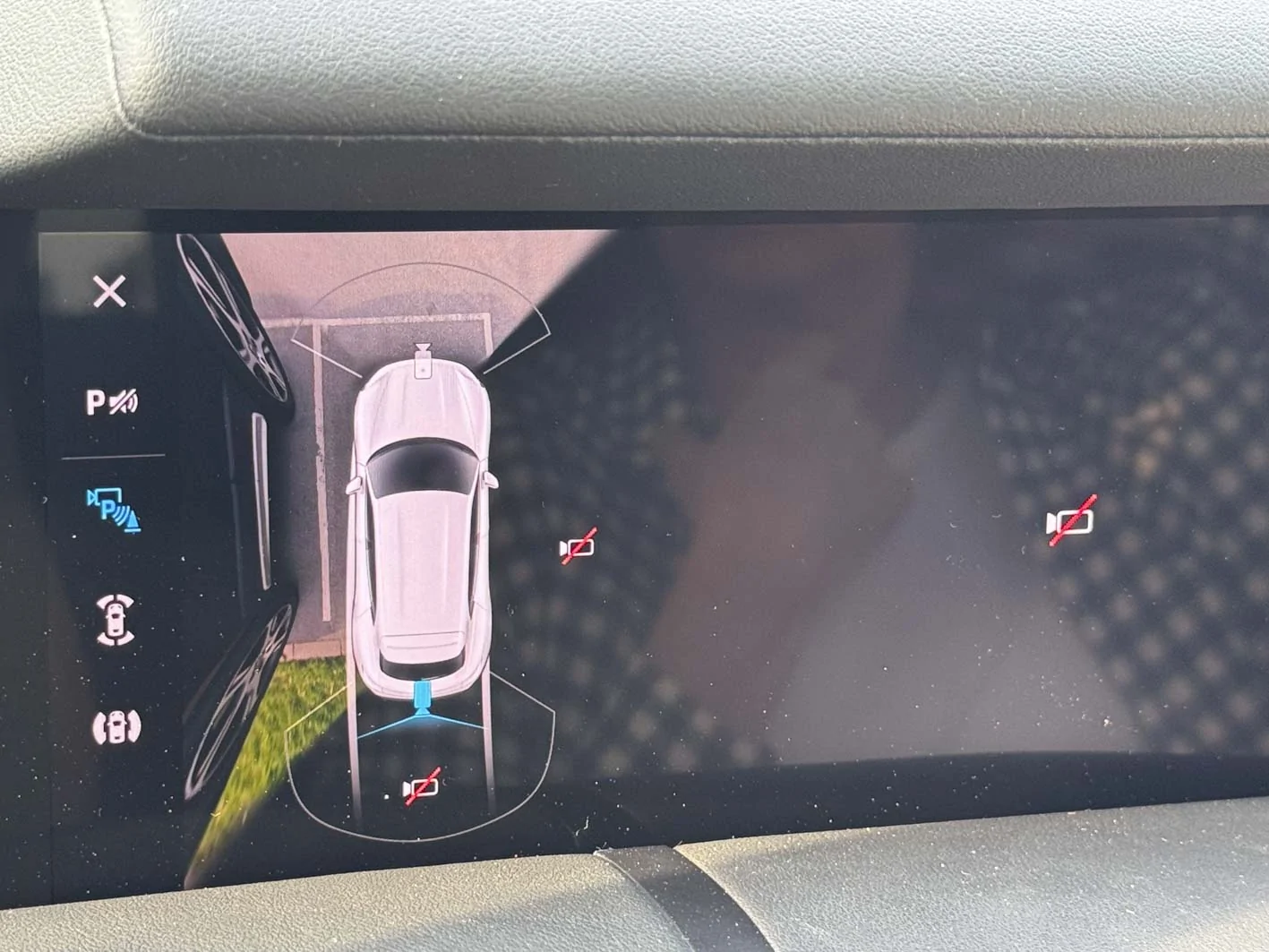 Porsche Taycan Park Assist unavailable (cameras crossed over) IMG_5550