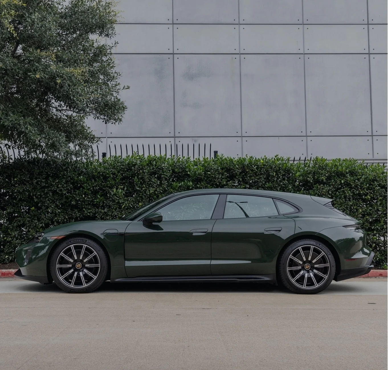 Porsche Taycan 🎨 PTS: PAINT TO SAMPLE Taycan Club & Photos Thread Screenshot_20250830_220401_Instagram