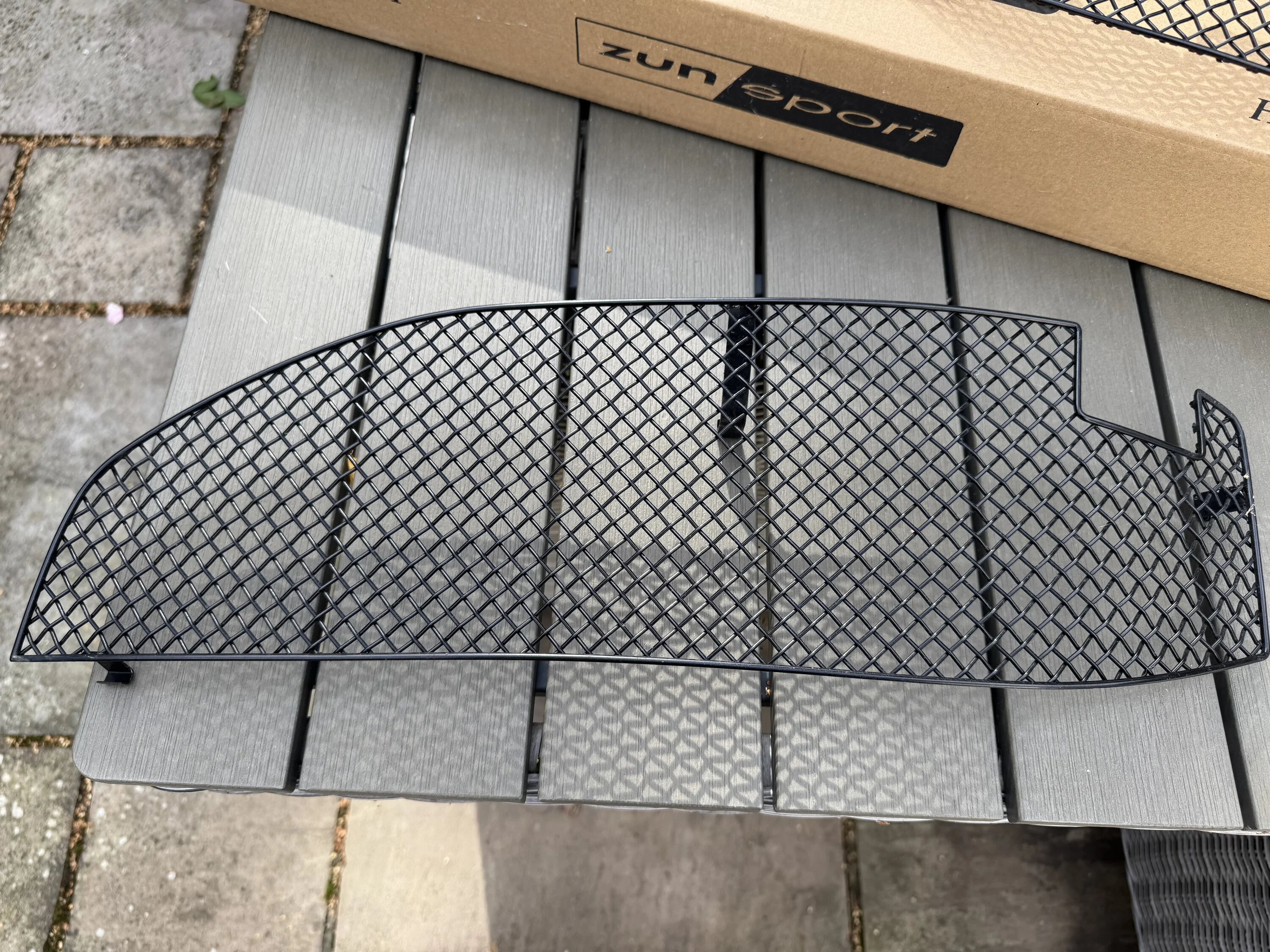 Porsche Taycan Zunsport Outer Grille Set Black IMG_2353