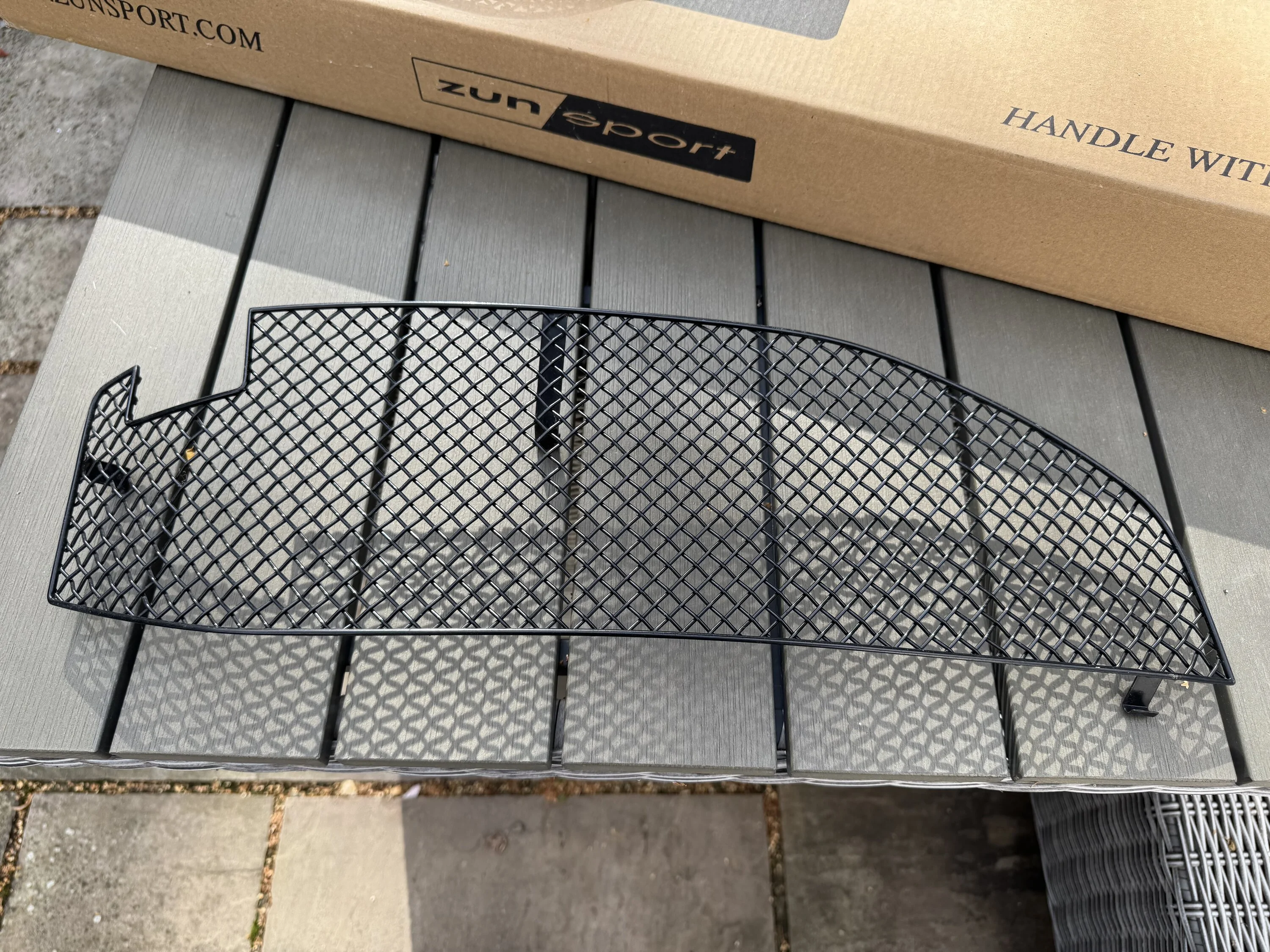 Porsche Taycan Zunsport Outer Grille Set Black IMG_2351