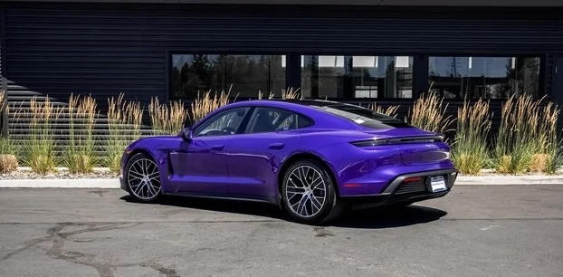 Porsche Taycan PURPLE SKY METALLIC Taycan Club IMG_4550