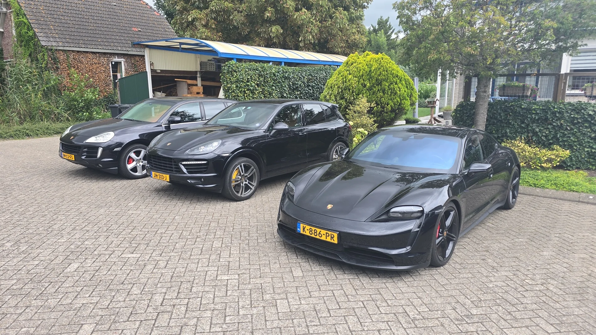 Porsche Taycan New here, Taycan 4S 1000089353