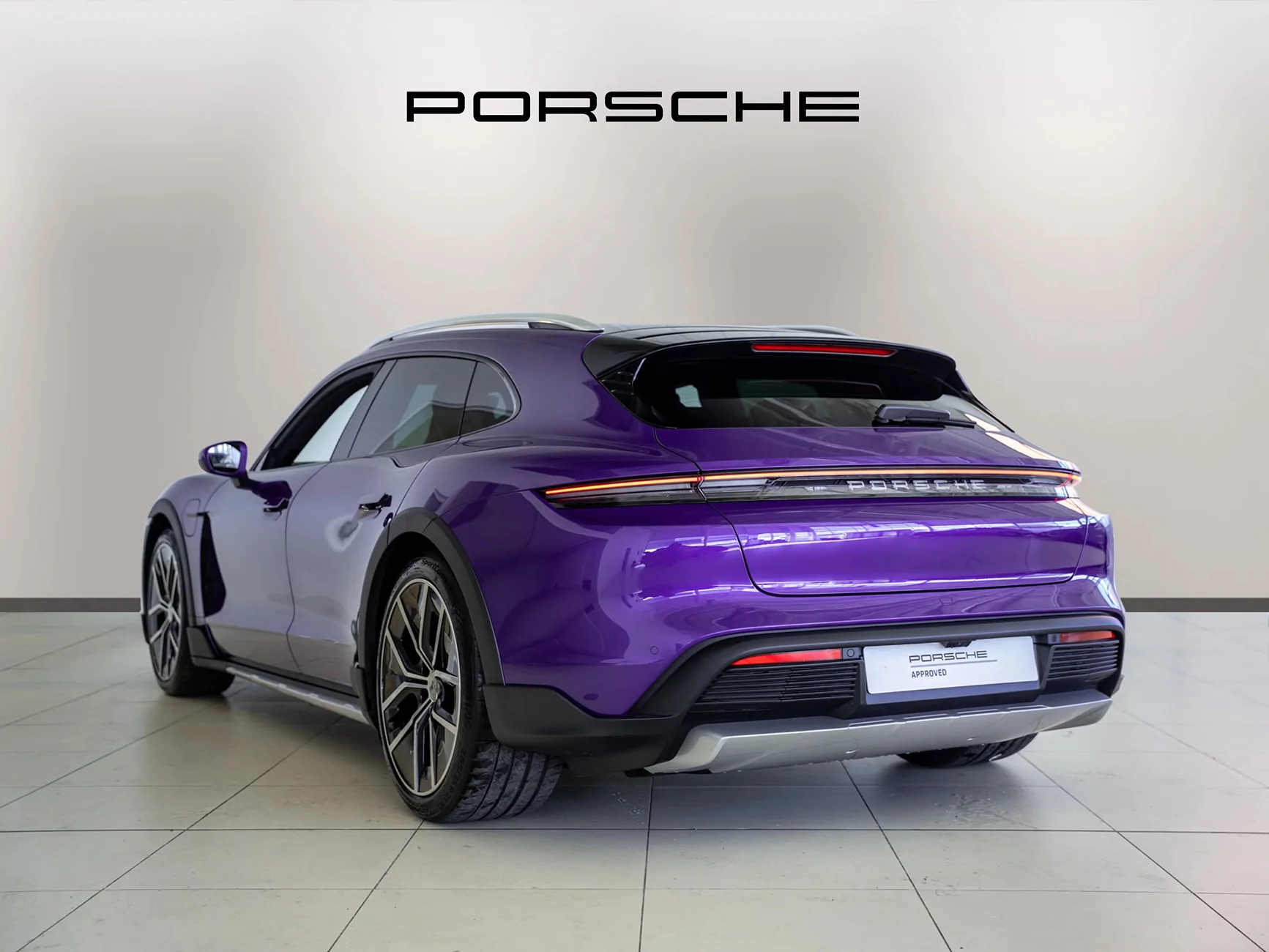 Porsche Taycan PURPLE SKY METALLIC Taycan Club 1758488062272-75