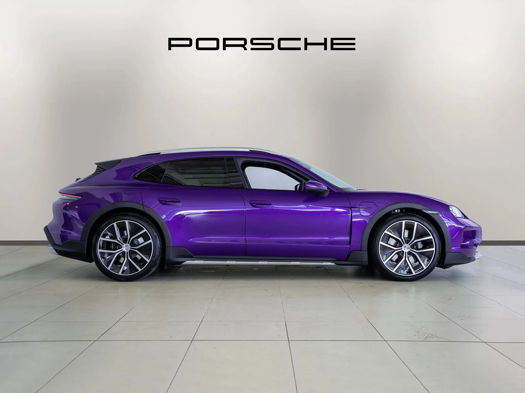 Porsche Taycan PURPLE SKY METALLIC Taycan Club 1758488084610-oz