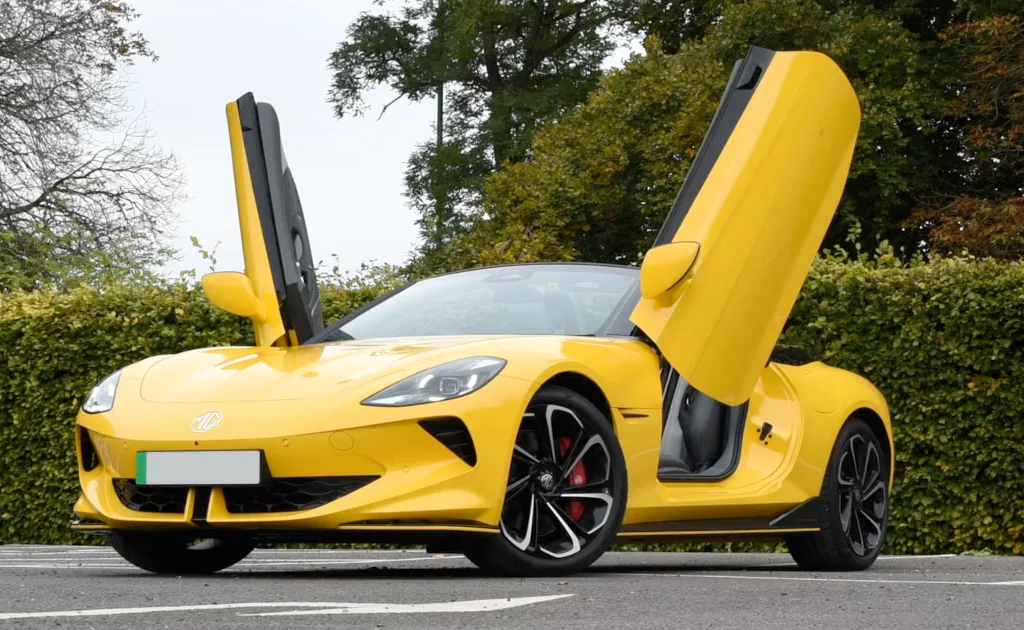 Porsche Taycan What is the future of the Taycan? -"The development of the planned new platform for electric vehicles in the 2030s will be rescheduled." 1758792194144-cm