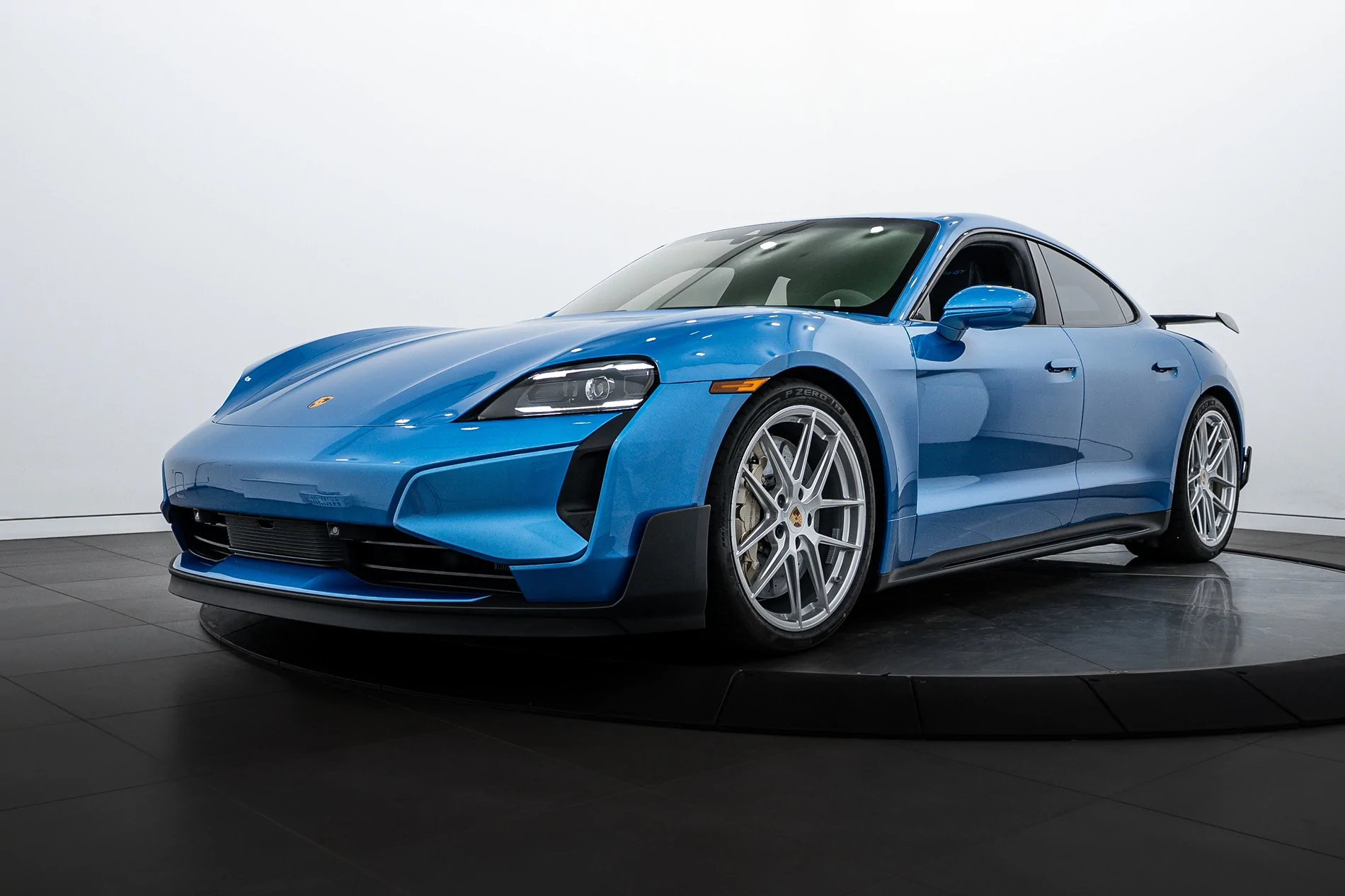 Porsche Taycan 🎨 PTS: PAINT TO SAMPLE Taycan Club & Photos Thread 112a3a48f2e4c97e1adaac3f5005968