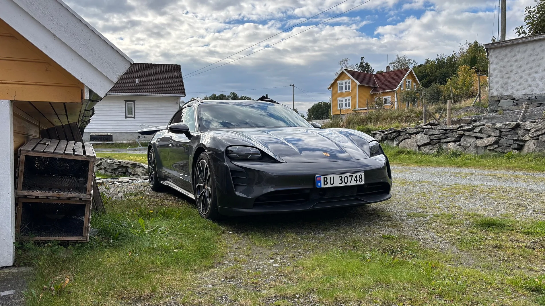 Porsche Taycan Location! Location! Location!  Post Artistic Photos of Your Taycan with Scenery IMG_3619